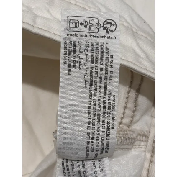 Abercrombie & Fitch Curve Love The 90’s Straight Ultra High Rise White Jeans - Image 8