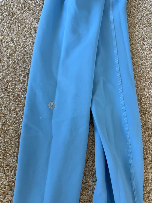 Limited Edition Lululemon Leggings Wunder Under - Image 4
