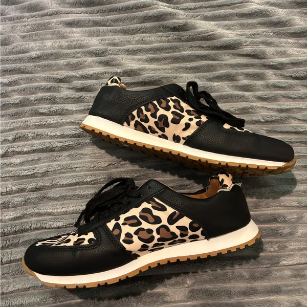 Leopard Print Women's Sneakers Size 9 or 42 Black - Image 2