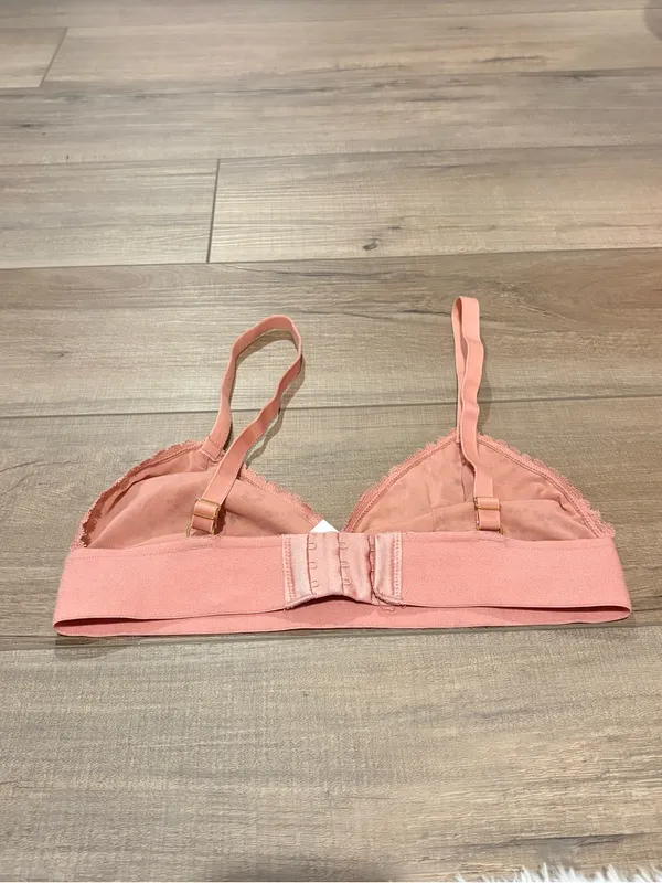 LIVELY LIGHTLY LINED PLUNGE SHELL TRIANGLE BRALETTE‎ PINK SIZE SMALL - Image 2