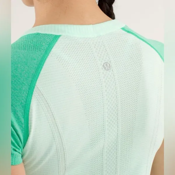 Lululemon Swiftly Tech Short Sleeve Tee D1* - Image 9