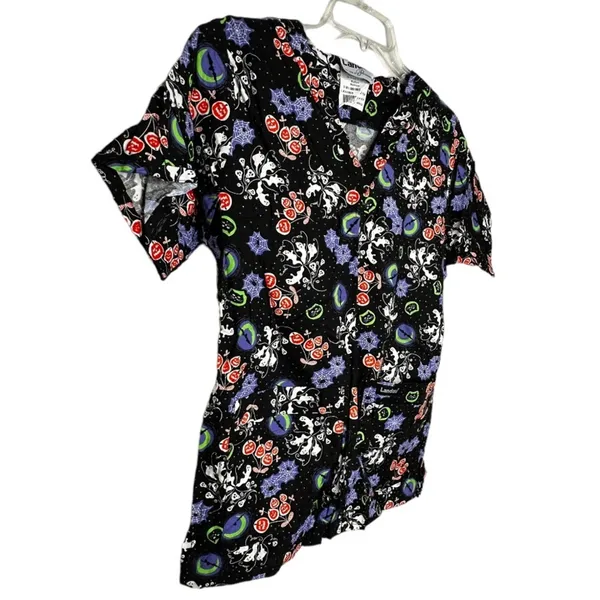 Landau Halloween Scrub‎ Shirt - Image 4