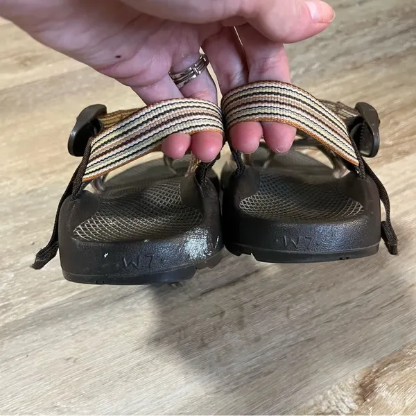 Chacos Strappy Brown Sandals - Image 3