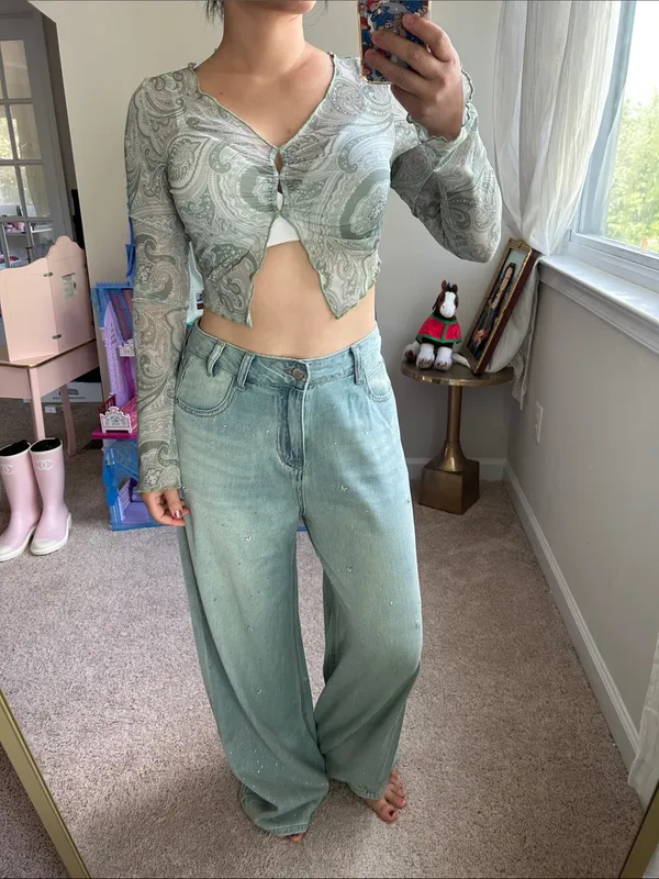 Paisley cropped top. S Green - Image 5