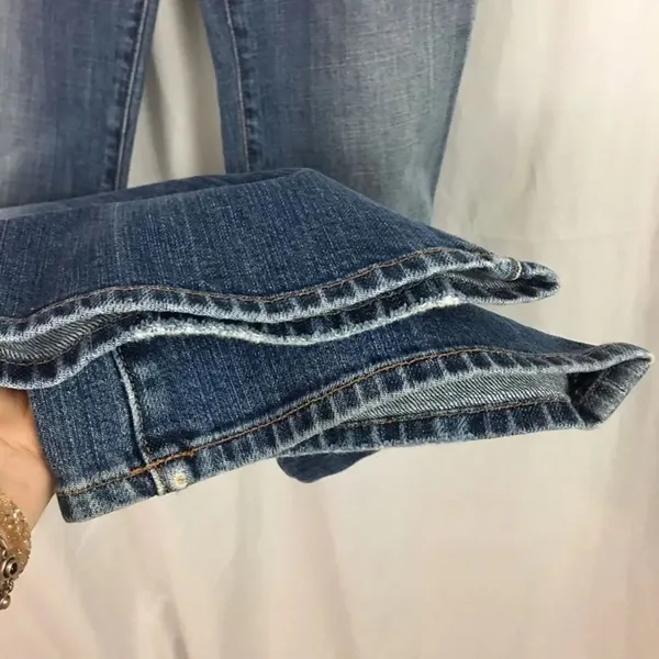 7 for All Mankind Boy Cut Button Fly Jeans 26 - Image 8