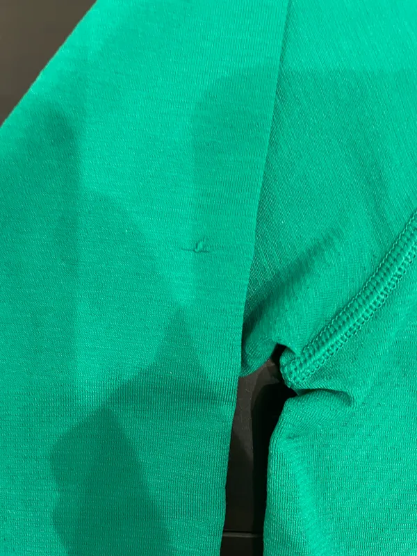 Lululemon Swiftly Tech Long Sleeve Race Length - Image 4