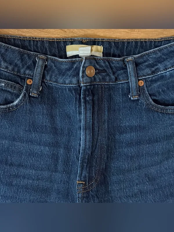 Maurices 90s Flare High Rise Curvy Jeans 10 Short - Image 4