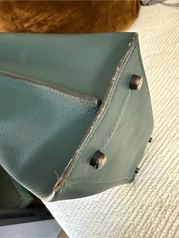 Coach Willow Tote Polished Pebble Leather Turnlock Zip Compartment Feet Green - Image 6