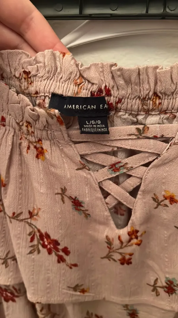 American Eagle Off-Shoulder Crop Top - Image 4