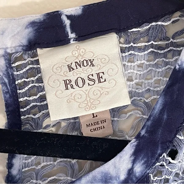 Knox Rose | Blue & White Tie-Dye Lace Accented Sleeveless Top | Large - Image 10