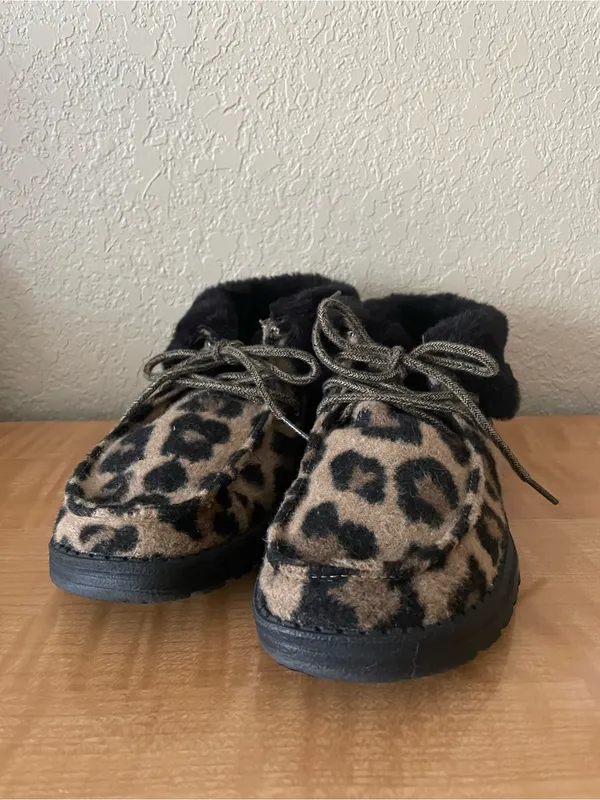 Hey Dude Britt Slip On Bootie Faux Fur Trim Size 8 Leopard Print Animal Print - Image 4