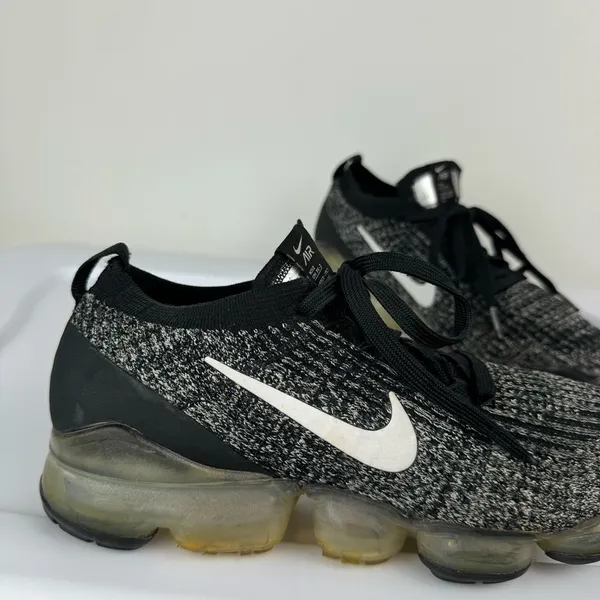 Nike Air VaporMax Flyknit 3 Athletic Running Shoe Sneaker Sz 9 Womens Black - Image 4