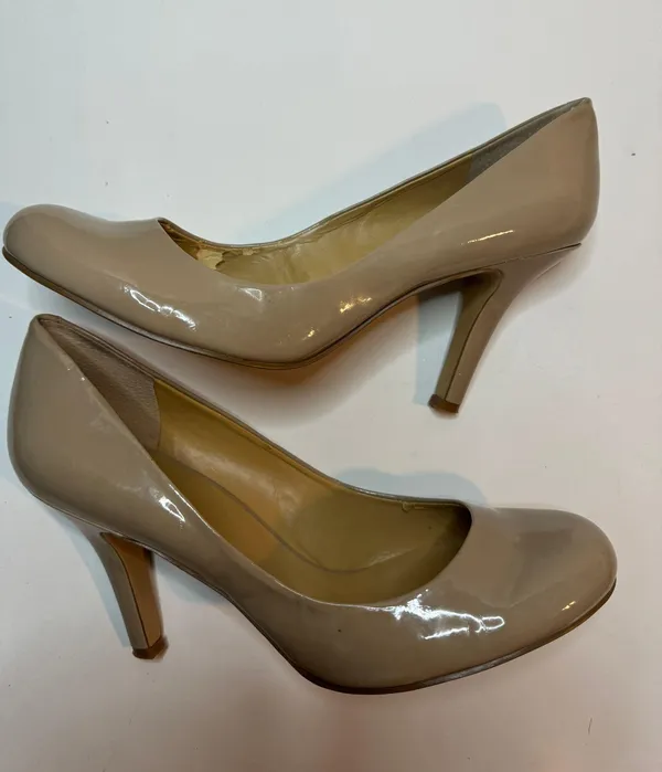 Nine West Nude Pumps Size 10 - Image 7