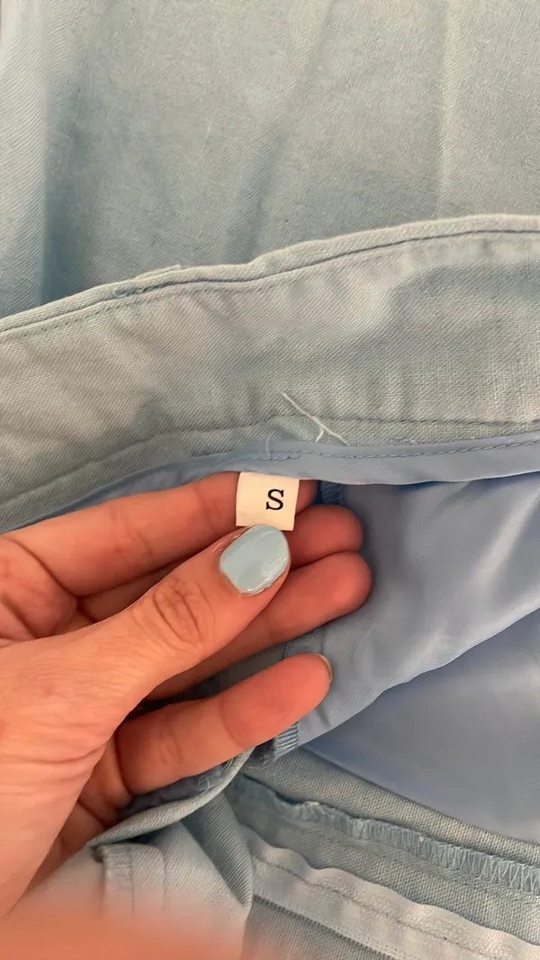 Size Small Light Blue Linen Vest And Pants - Image 7