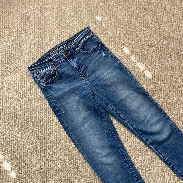 American Eagle Hi-Rise Jegging Jeans Size 2 Short Medium Wash Slim Fit VEUC - Image 2