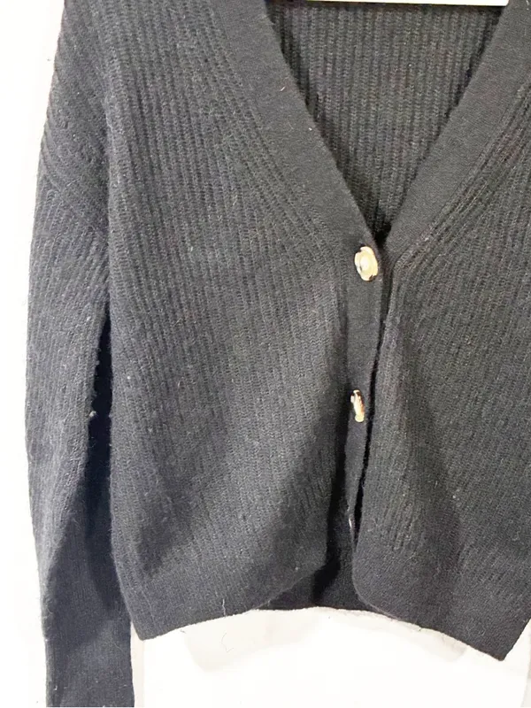 Quince Women's Lightweight Baby Alpaca Cropped Cardigan Black Size Small - Image 2