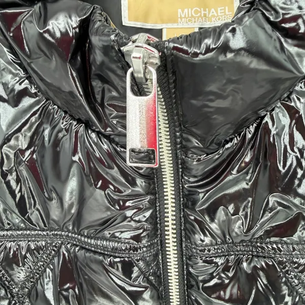 Michael Kors Quilted Puffer Vest Women Large Black Shiny Streetwear Luxe Winter - Image 6