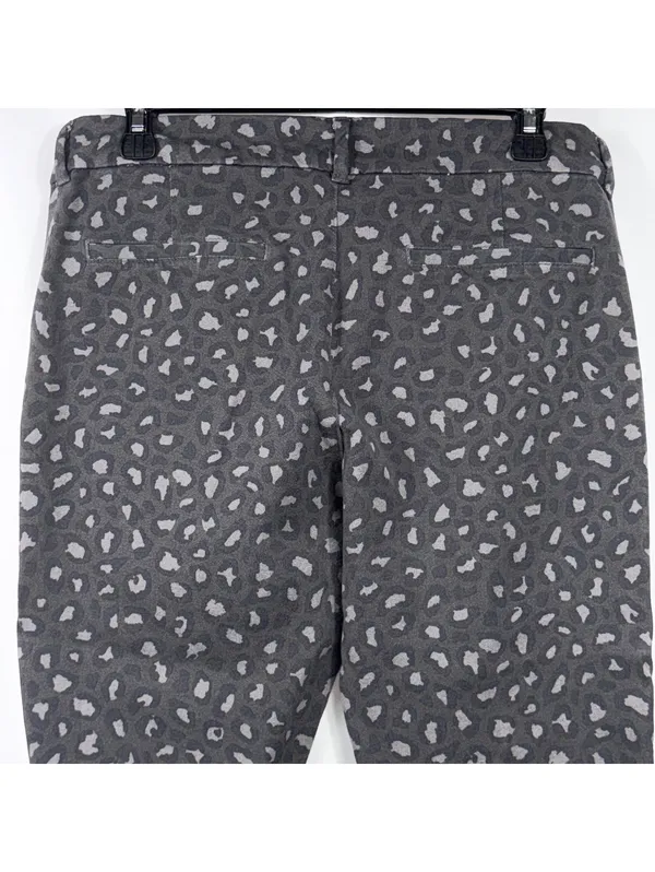 Old Navy Pixie Ankle Leopard Print Pants - Image 7