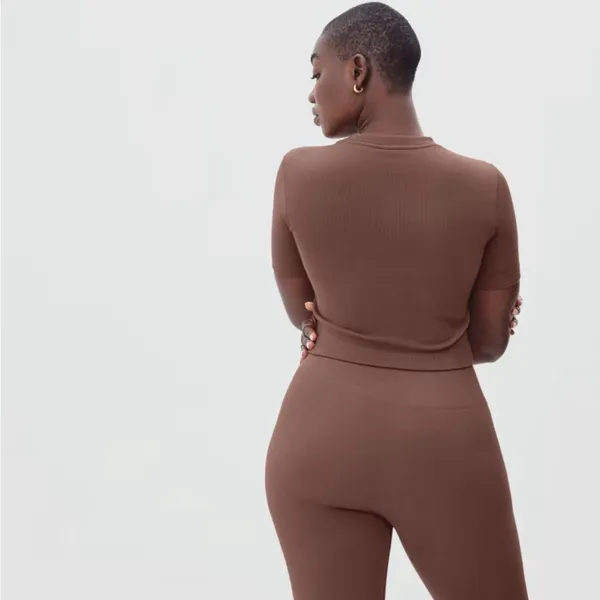 Everlane The Seamless Tee Women’s Size M/L A13 - Image 3