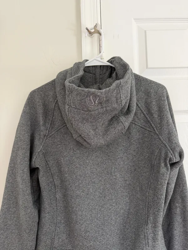Lululemon Women's Scuba Full-Zip Hoodie Heathered Gray 8 Cozy Athleisure Yoga - Image 5