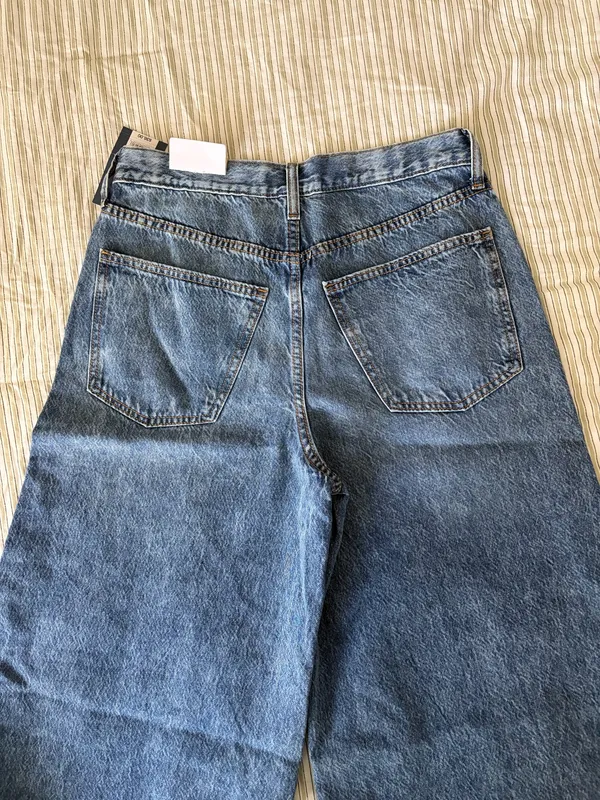 Universal Threads Jeans - Image 6