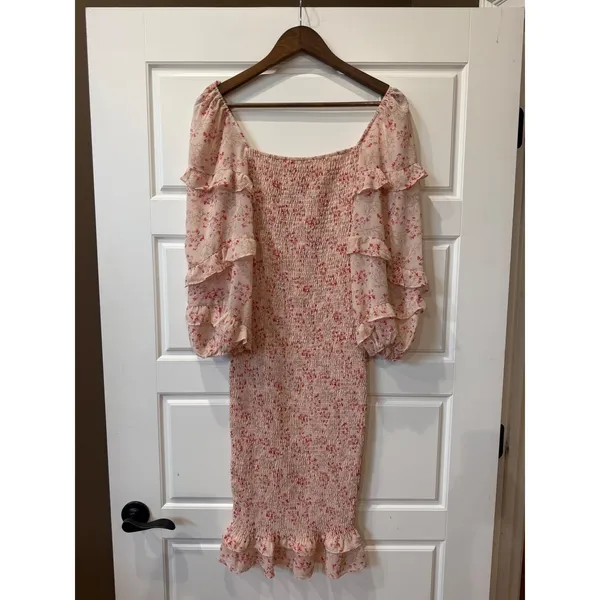 Petal + Pup Leia Pink Floral Smocked Midi Dress Tiered Ruffle Sleeve Size‎ 4 - Image 2