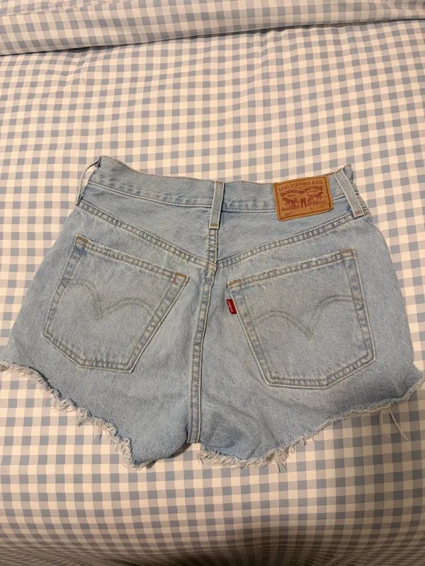Levi’s 501 Shorts - Image 3
