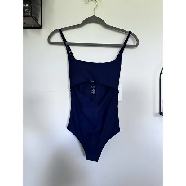 NWT Quince Deep Navy Blue Italian Cut Out One-Piece Swimsuit Medium - Image 3