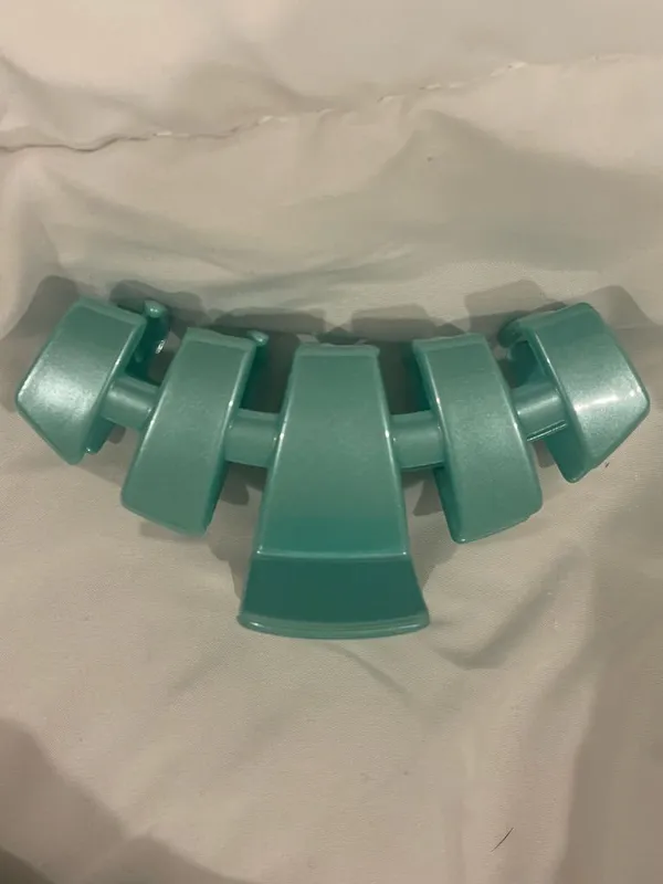 Teleties Turquoise Shimmer Hair Claw Clip - Image 2