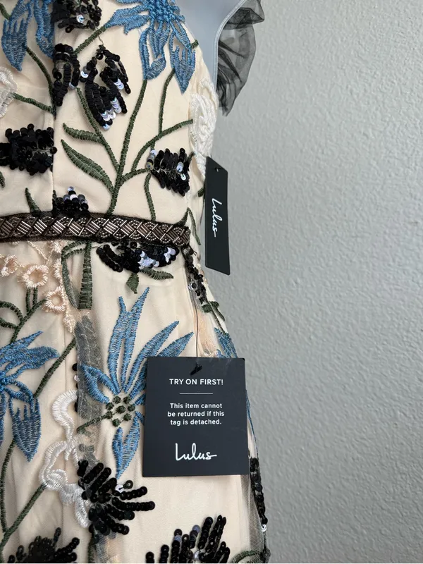 Lulus NWT Showstopper Embroidered Sequin Dress XS - Image 5