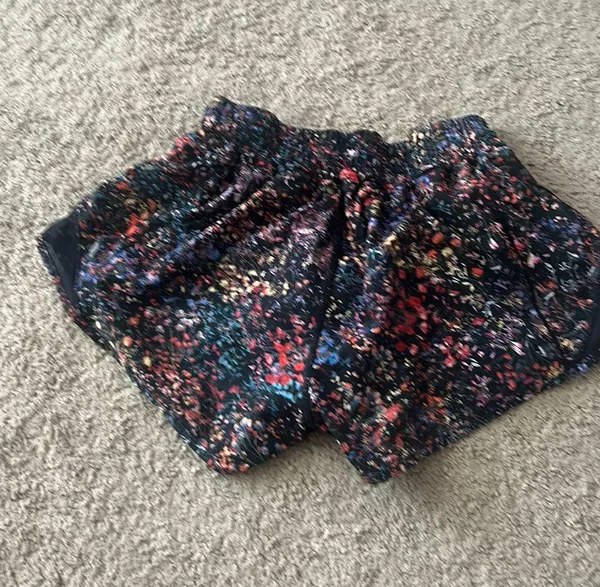 Lululemon pattern shorts  - Image 2