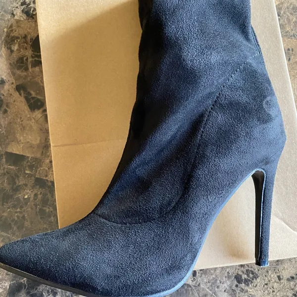 Black Suade Heel Boots woman size US 8.5/EUR 39 - Image 4