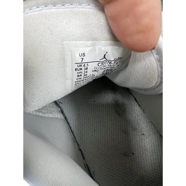 Size 7.5 Nike Zoom‎ Cage 3 Tennis - Image 3