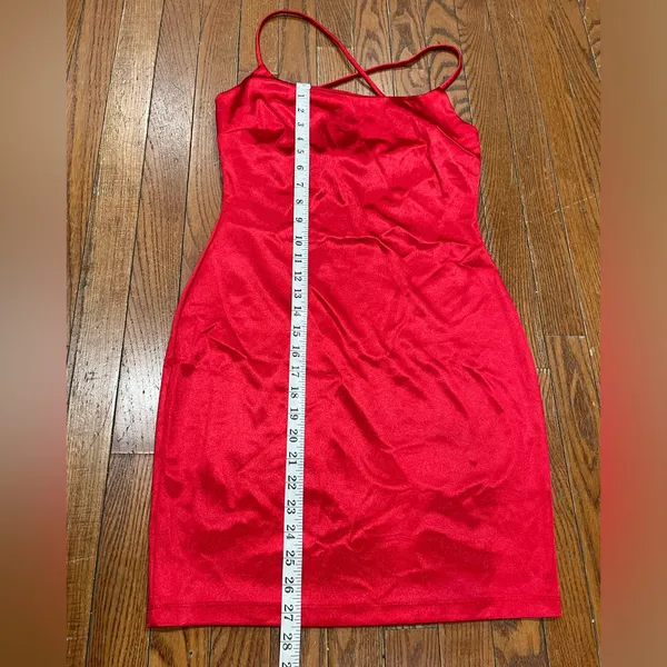 Windsor Scarlet Evening Gown - Image 3