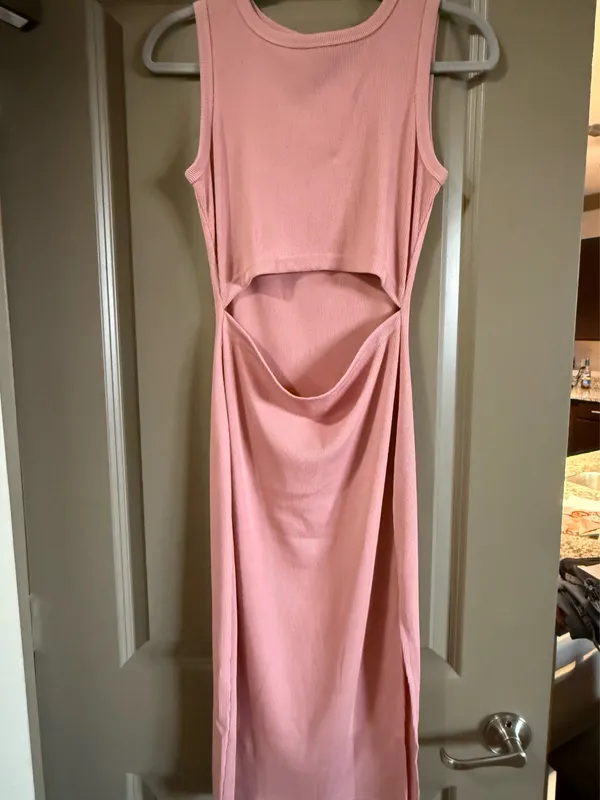 Pretty Garden Maxi Dress - Image 2