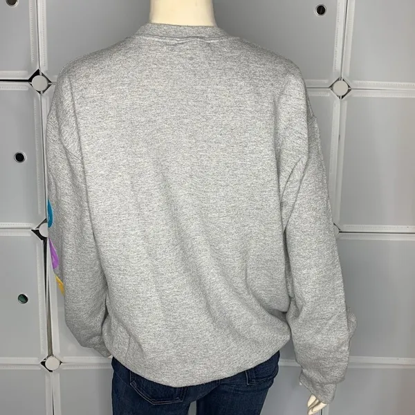 Smiley World Gray Winky Face Pullover Sweatshirt Size Medium - Image 7