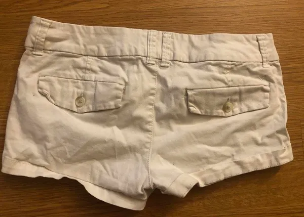 American Eagle White Shorts - Image 2