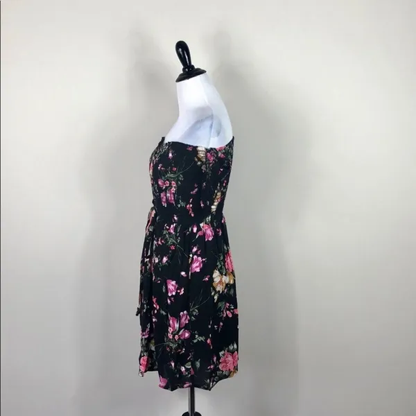 Black Floral Off Shoulder Lace Up Mini Dress Ruched Stretchy Size Small - Image 5