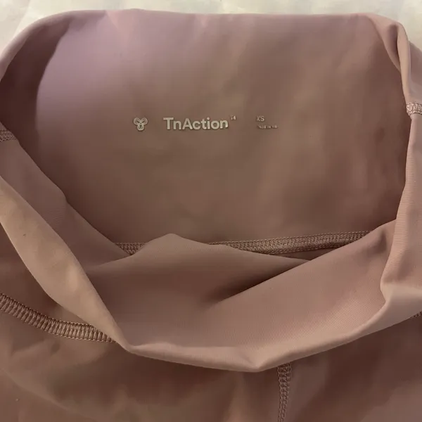 Aritzia TNA shorts - Image 2
