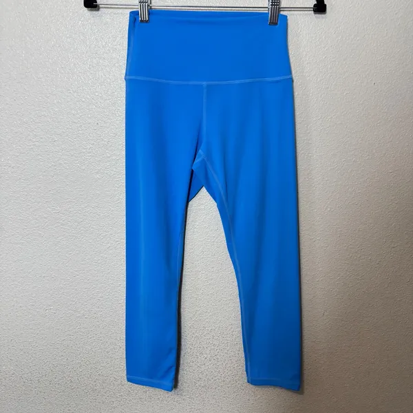 Sunzel Activewear Blue High Waisted Capri Leggings Athletic Workout Pants XS‎ - Image 3