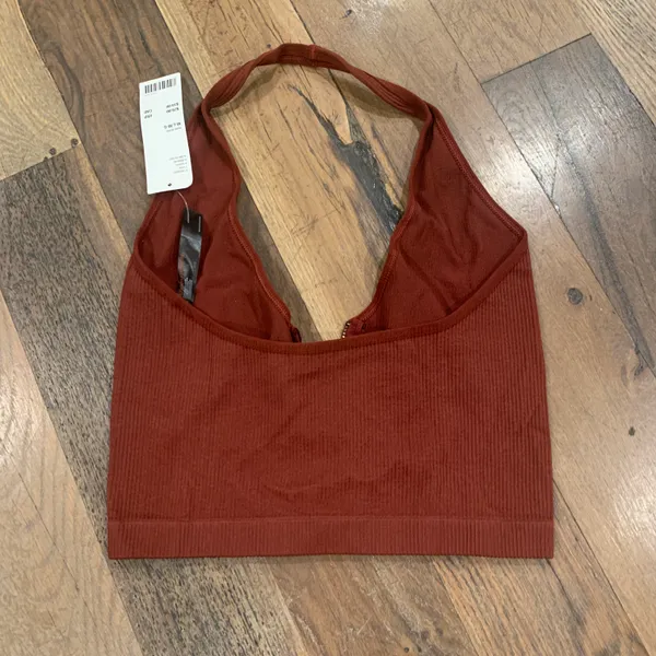 Urban Outfitters NWT Out From Under Wine Zipper Front Crop Top Size Large - Image 4