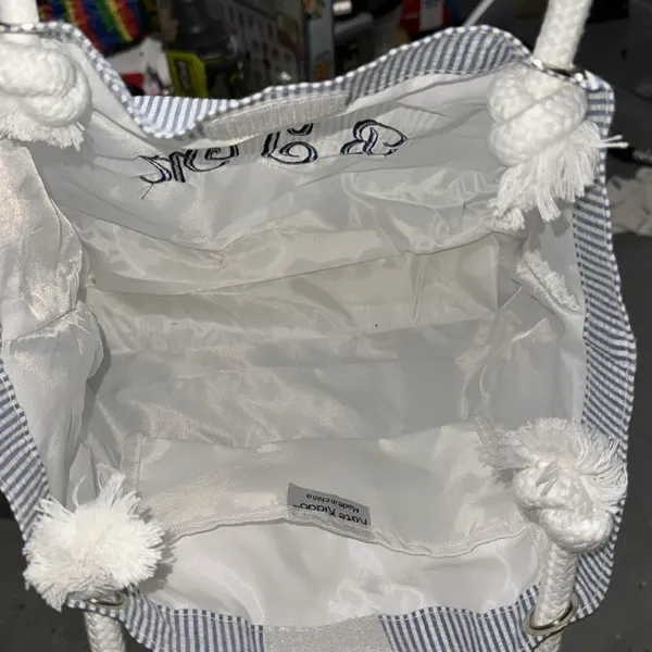Seersucker monogrammed tote New Blue - Image 6