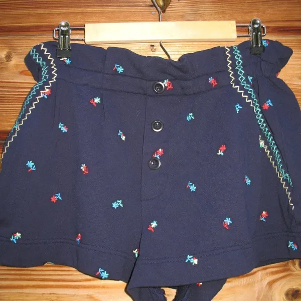 NWT Something Navy Blue Floral Embroidered High Waist Shorts - Image 4