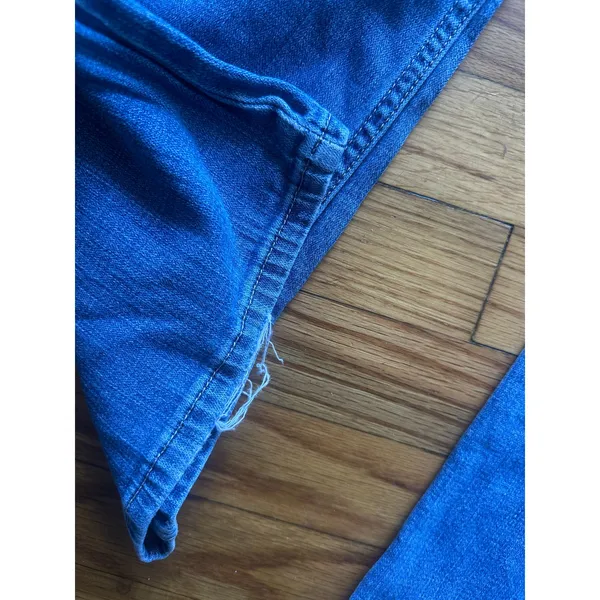 Levis Superlow 518 Jeans 7 Short Low Rise Y2K Skinny Denim Retro Style - Image 2