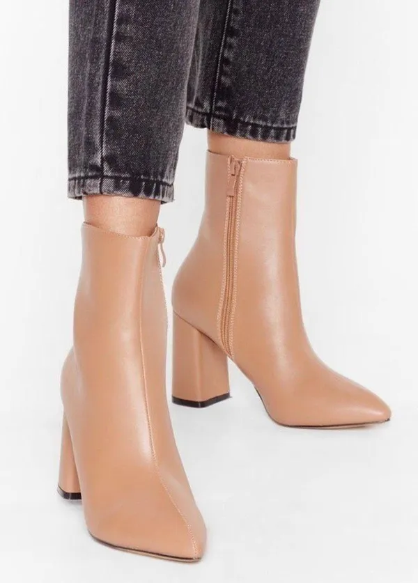 Glossy Nude Heels Tan Size 6.5 - Image 2