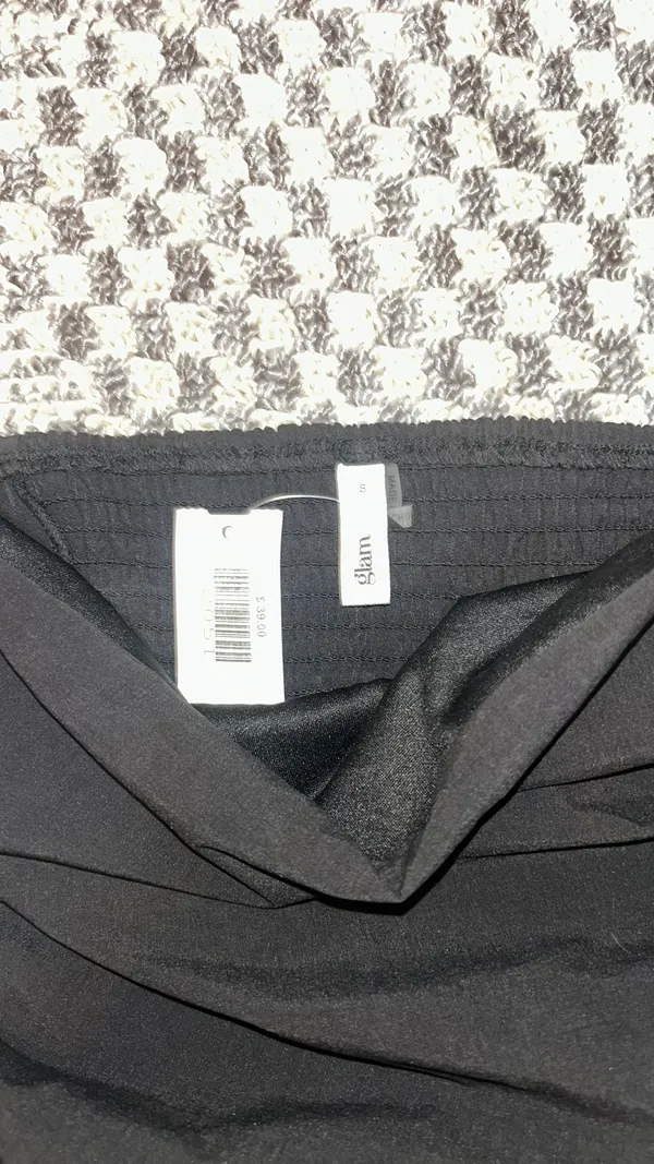 Black going out top - Image 2