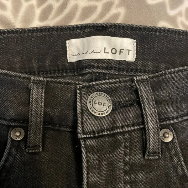 LOFT High Waist Straight Crop Jeans size 24 00 Frayed Hem Black Everyday Casual‎ - Image 8