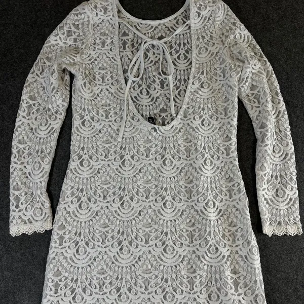 H&M Divided White Lace Maxi Dress Long Sleeve Open Back Side Slit Size 8 - Image 9