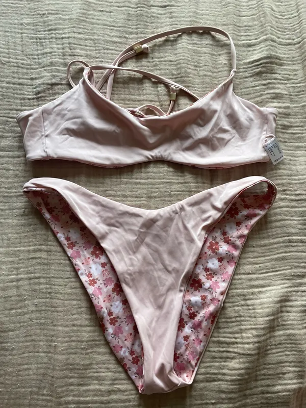Lounge Bikini Set - Image 3