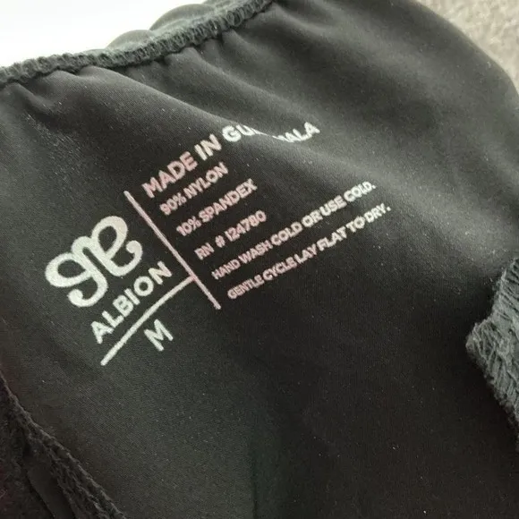 Albion Fit Jetsetters Granola Girl Black Jogger Pants Women Medium Ankle Zip #124780 - Image 4